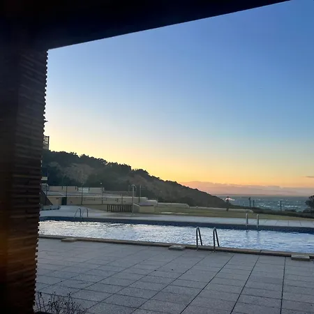 Spectacular Seafront Views Appartamento